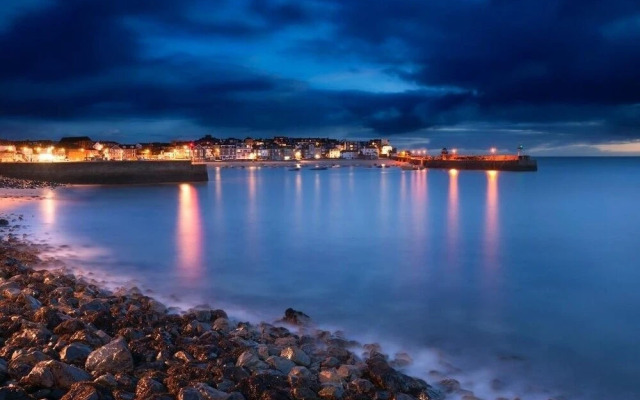 Breakers Point