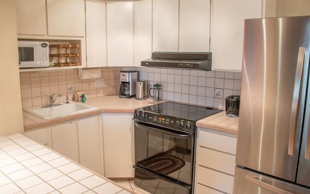 Atelier 1107 - 2 Br Condo