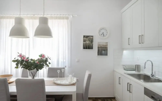 Seafront Pouletis Family Enchanting Gem With Pool