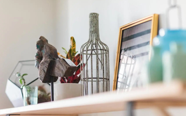 Trendy Local Apartment