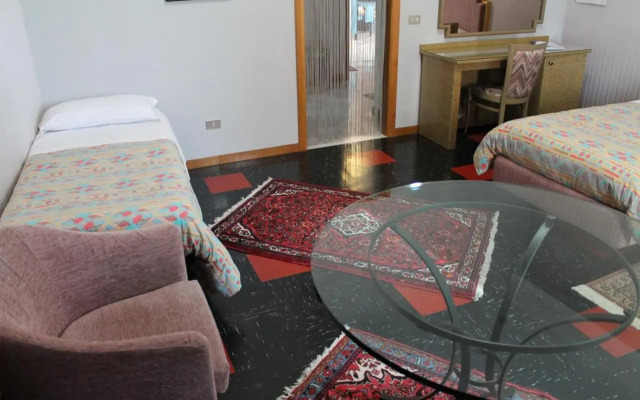 Hotel Costellazioni