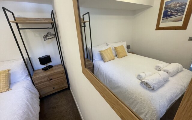 Plymouth Hoe Lovely 2-bed Ground Floor Apartment