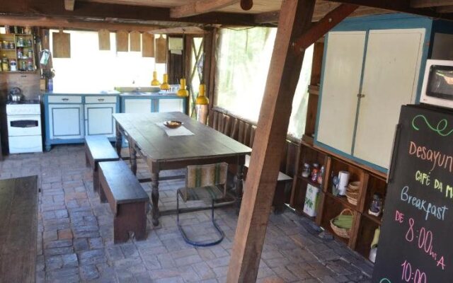 La Brújula Hostel