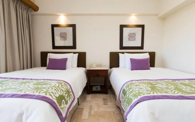 Family Luxury Suites by Velas Vallarta - All Inclusive