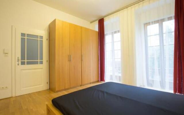 Apartment with free Garage Prague 1