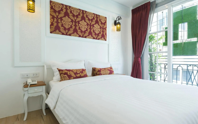 White Ivory Bed & Breakfast