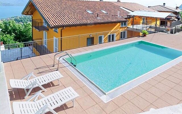 Family Apartment Overlooking Lake Como