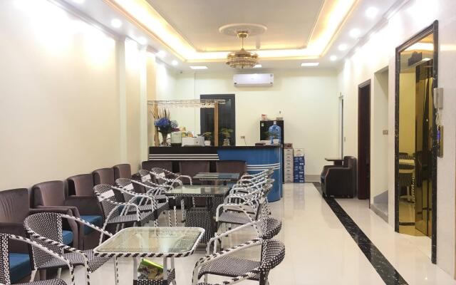 May House Hotel