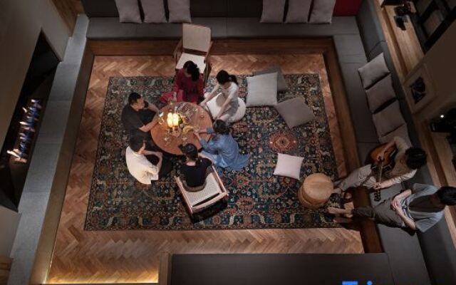 Peifu Residence Designer River - view Hotel