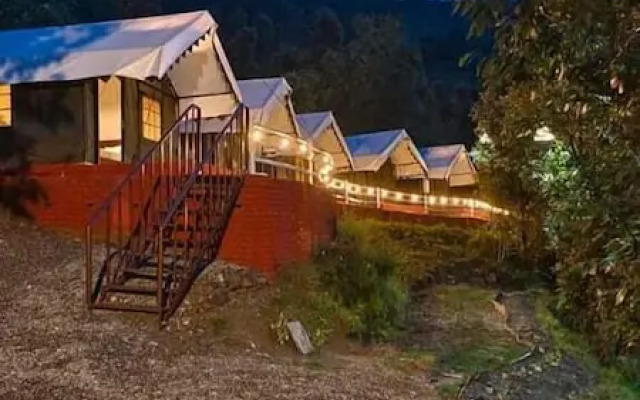 Emerald Woods Mukteshwar