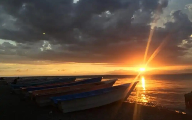 Sun on the bay beach hotel