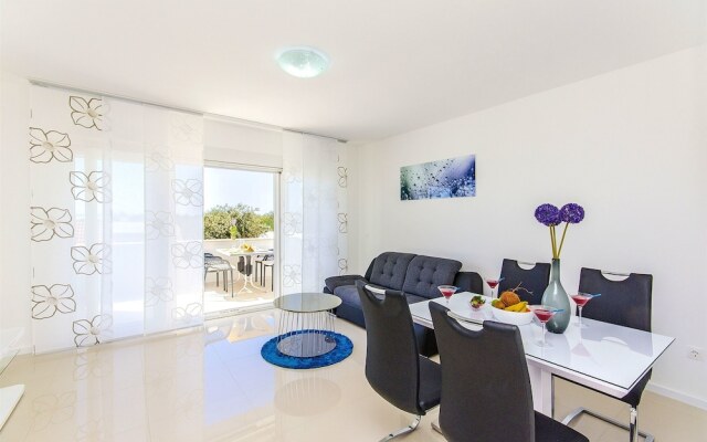 Apartments Villa V
