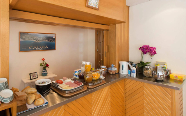Hostal Residencia Sutimar