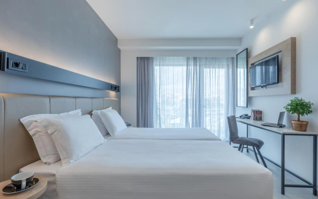 Hotel Avra by Smile hotels