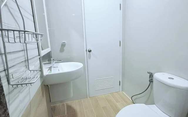 Minimalist Townhome Stay