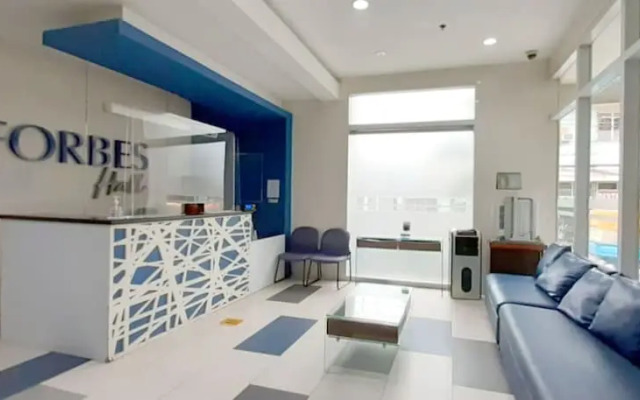 OYO 699 Forbes Hall