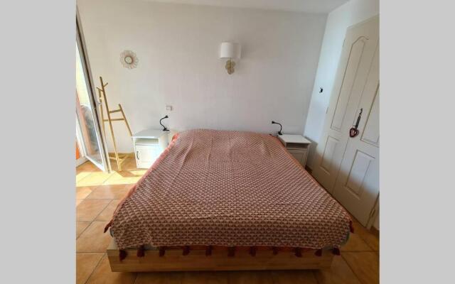 Appartement climatisé les Lavandiers 6 personnes piscines