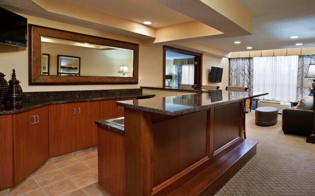 Holiday Inn Express & Suites Wadsworth by IHG