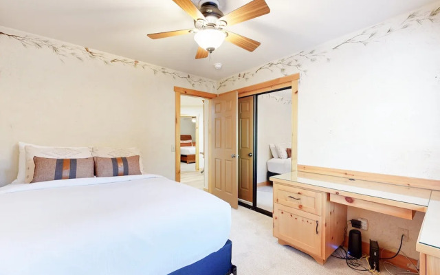 Stony Creek Retreat #708