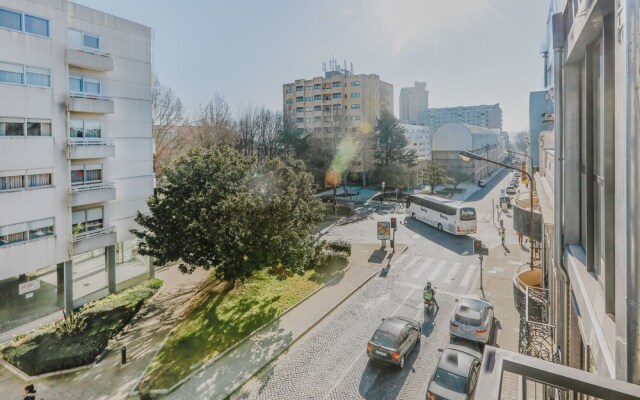 Porto City Elegant Retreat