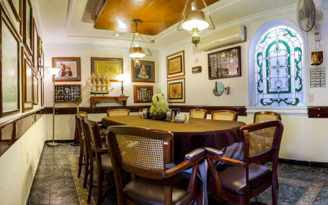 Hotel & Suites Aliana