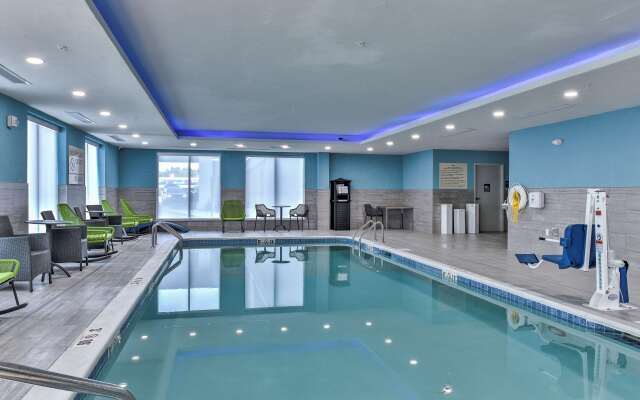 Hampton Inn & Suites by Hilton Keene