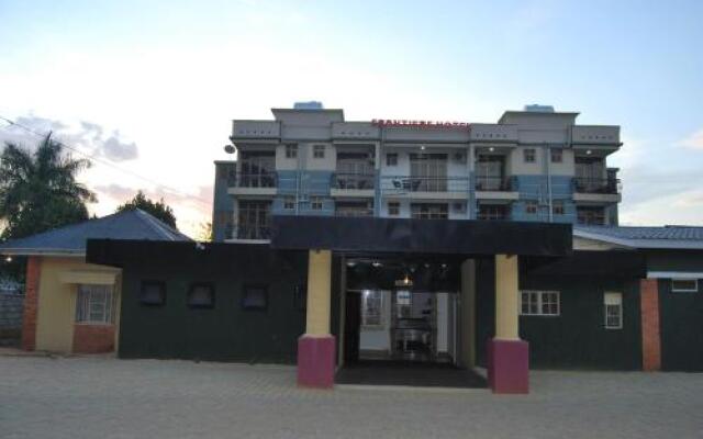 Frontiers Hotel Entebbe