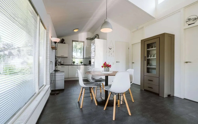 Beautiful Holiday Home in Ouddorp With Balcony
