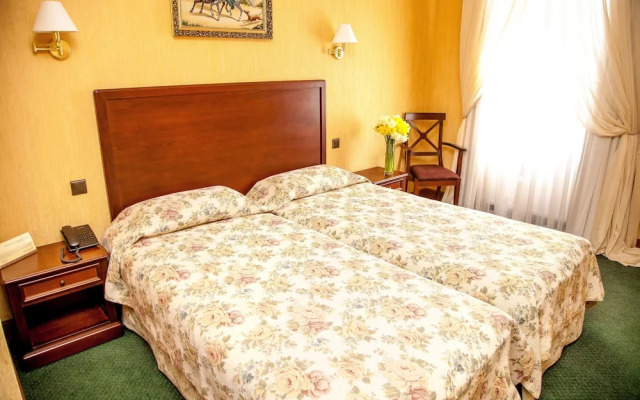 Optima Collection Каменец-Подольский