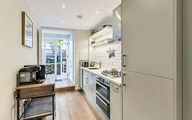 Clapham Oasis: 1 Bedroom, Sauna, Garden Retreat