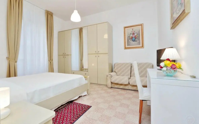 Authentic Family Apartment