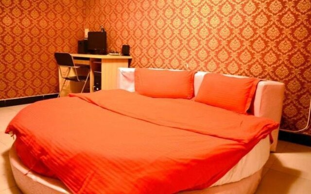 Red Star Business Hotel