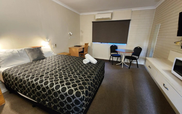 Hume Inn Motel Albury CBD – Guest Rooms – South Albury