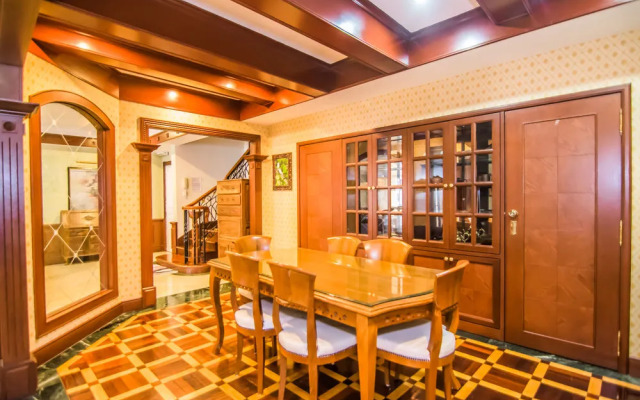 Marina Court Resort Condo