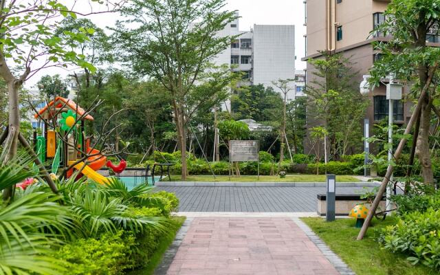 Locals Boutique Apartment Huafa Plaza 25