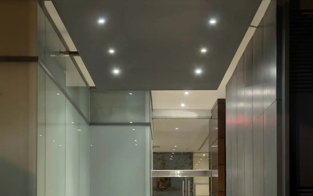 The Carvi Hotel New York, Ascend Hotel Collection