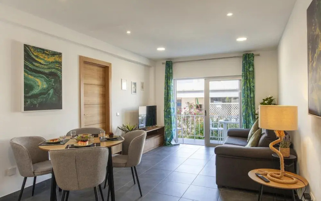 B74 - Baluarte Holiday Flat in Lagos