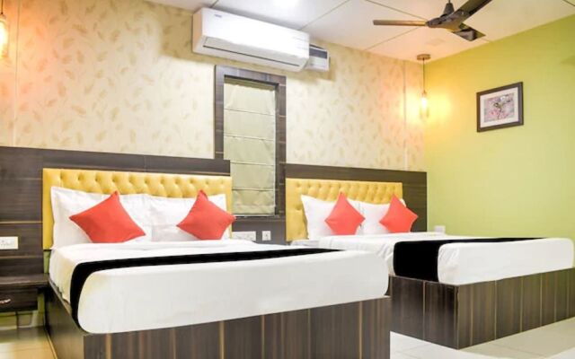 Goroomgo Royal Crown Puri