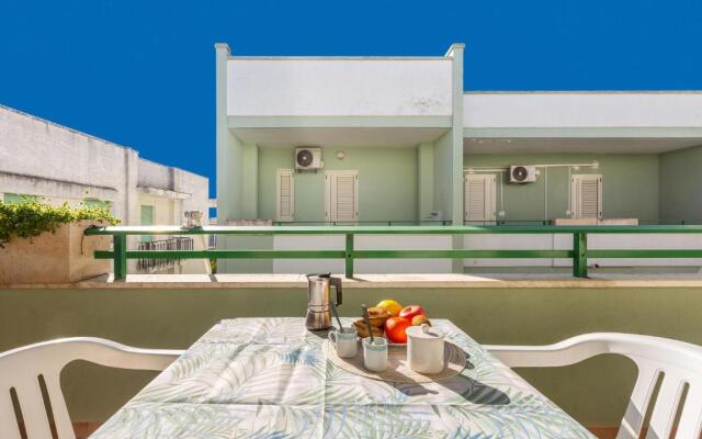 Baia Verde Apartments by BarbarHouse