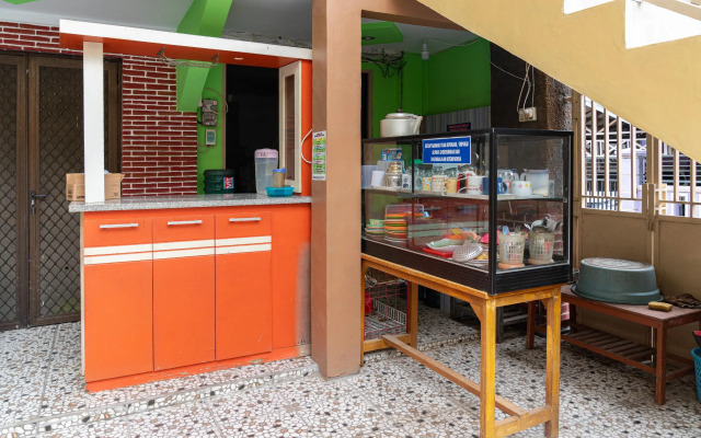 RedDoorz Syariah near Citraland Banjarmasin