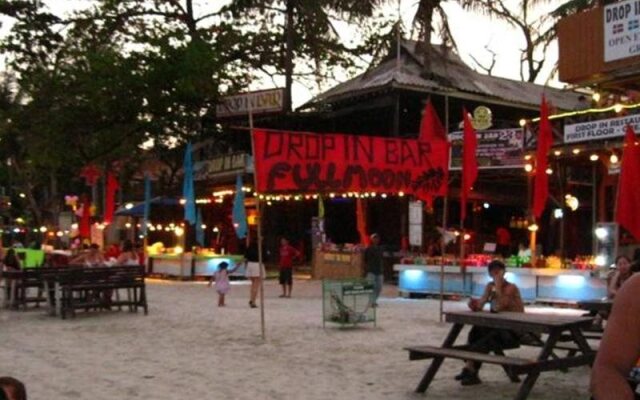 Drop In Club Resort & Spa