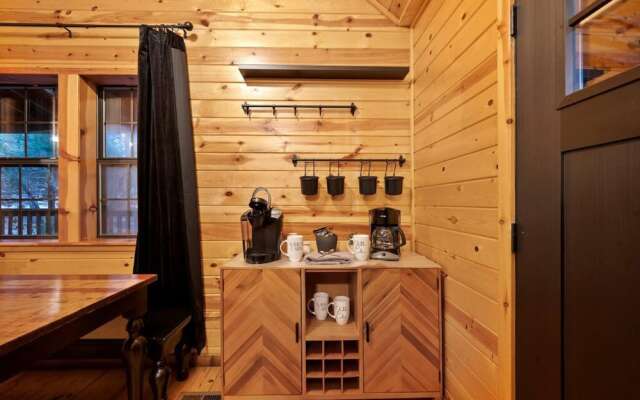 Cabin Creek Fire Pit Hot Tub