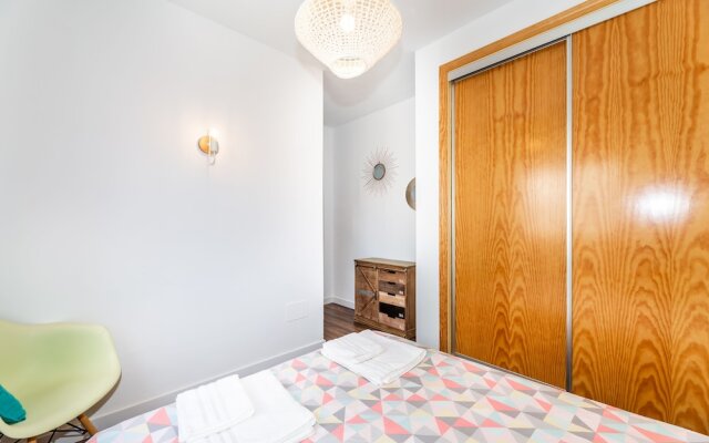 Trendy Central Apt With Small Parking And Terrace