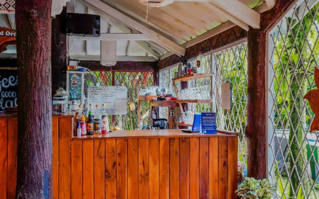 OYO 3889 D'ratna Resort