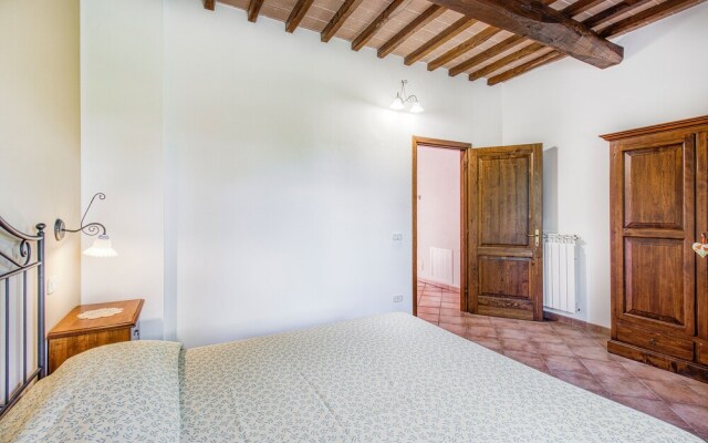 Melagrana Family Apt shared Pool,Volterra