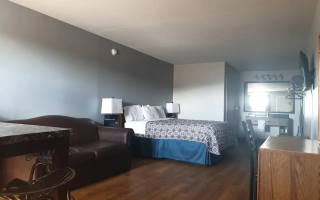 Riata Inn