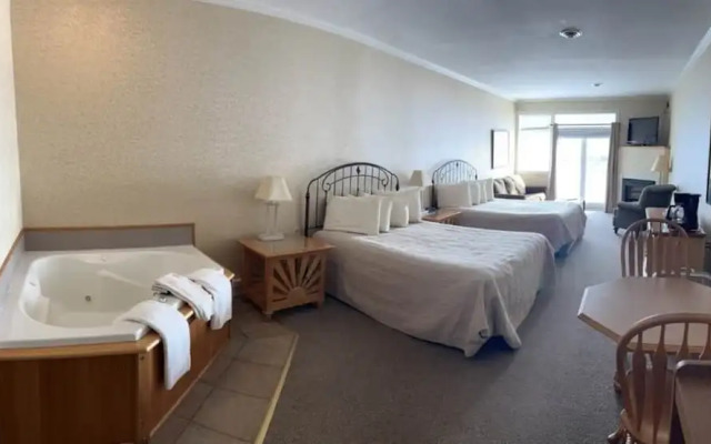 Pier Plaza Lodging