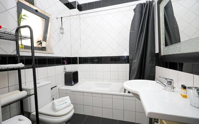A64 - Barreira Holiday Flat in Lagos