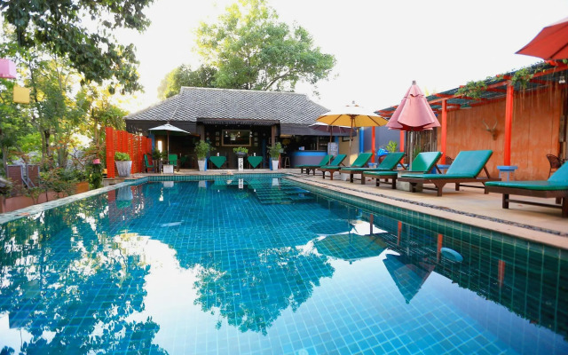 Baan Kao Hua Jook