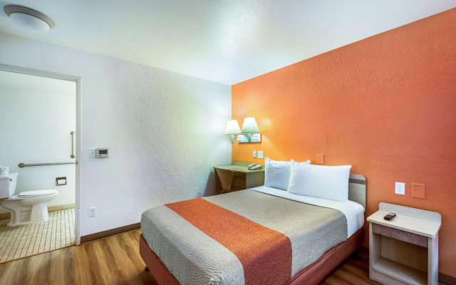 Motel 6 Youngtown, AZ - Phoenix - Sun City